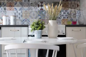 Soak up the Retro Vibes at a Beachfront Escape - Image 4