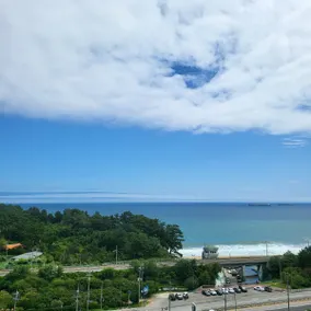 #Mukho Trip#12th Floor Sunrise View#Stenby Me#Weekday Stay Discount#12 PM Check-out - Image 4