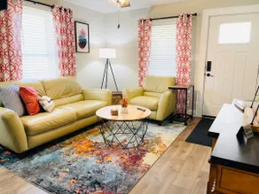House of Blue: A cozy & convenient 2 bedroom. - Image 3