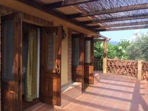 Peaceful & Private Terrace Studio, Mountain Views. - Image 4
