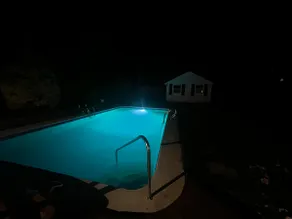 5 bedroom Cape with a pool and large yard - Image 5