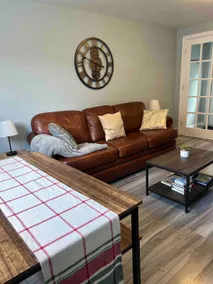 Cozy basement apartment suite, beautiful Paradise! - Image 3