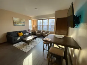Modern Suite with washer & dryer on I-94 - Image 3