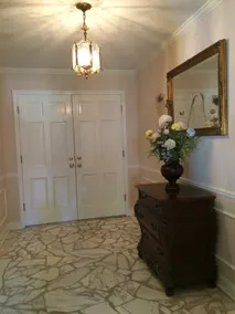 Film in Movie-East Memphis Quiet Large 5 BR,3 Bath,10 beds with King sleeps 14 - Image 2