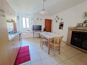 2-bedroom house in the heart of the village! - Image 4