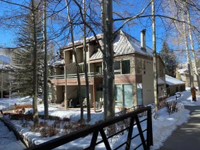 Ski in Ski out, modern alpine chic - Image 2