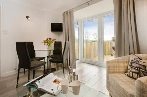 Sunny Newton Ferrers home with private garden. - Image 4