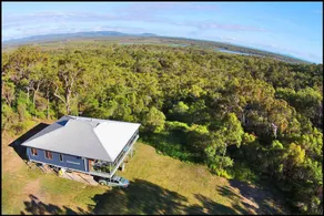 Birdsong Ridge - where nature meets the ocean. - Image 2