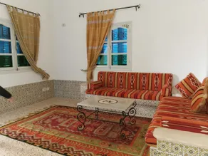 Comfortable apartment in charming residence - Image 3