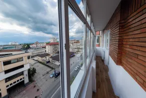 Studio with a view in city center - Image 3