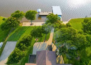 Home Away From Home w/ boat lift, Sargent on Creek - Image 5