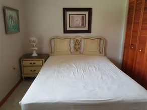 Cozy lakefront home an hour from Disney World - Image 4