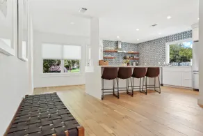 Modern home close to Moody Center, Mueller, & DT - Image 5