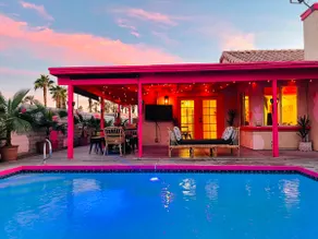 The Pink Cabana - StageCoach Discount! - Image 5