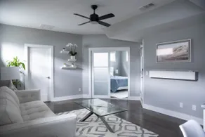 Luxury Rental with Pool and Hot tub in Music row - Image 4