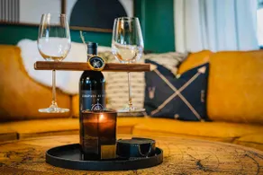 Compass SOUTH! A Boho Bungalow • Fast Wi-Fi • A/C - Image 3