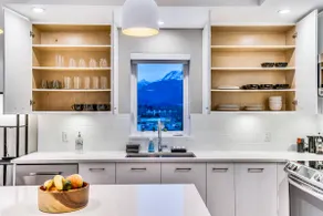 High-End 2BR Penthouse | Scenic Mountain Views - Image 3