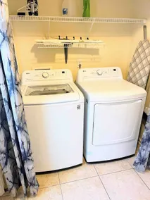 Spacious and Comfortable Home - Image 4