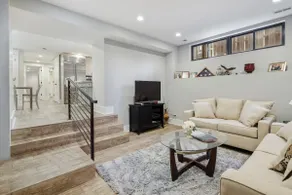 Wonderful 2BR, 2BA Near Wrigley Lower Level Only - Image 2