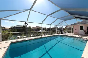 Avail April 11 & on walk2bch, 2 Kayaks&6bikes - Image 3