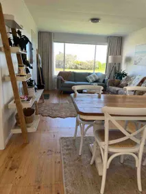 Beach Front House in Inverloch - Image 2
