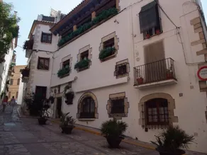 Exclusive,next to beach and marina Sitges - Image 3