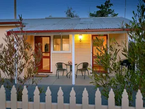 The Linesman's Cottage - Image 2