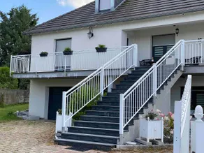 Stream Apartment - Image 2