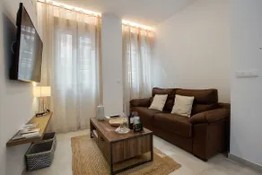 ICEBERG LUXURY TARIFA Free Parking - Image 3