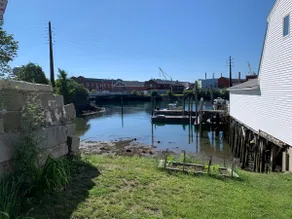 Heart of Kittery Foreside, Waterfront Apartment - Image 2