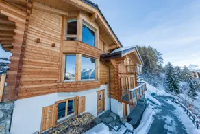 Chalet Enchanteur sauna, jacuzzi, 13pax - Image 2