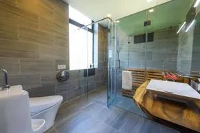☼ Q&P Villa 5-BRs w/ Garden ☼ Forest View ☼ - Image 4