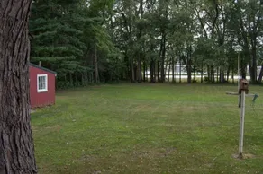 Ann's Place. On the banks of the Mississippi River - Image 5