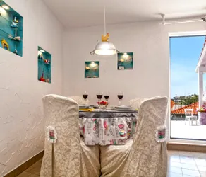 Luxury and vintage coastal VillaRia - Image 4