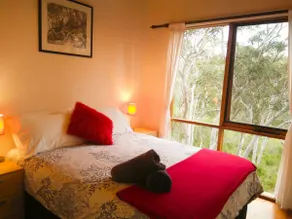 Scribble Gum Cottage - Image 3