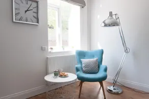 The Wellington - Stylish 4-Bedroom Home for 8 Guests - Image 2