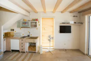 Orange apartman Milna - Image 3