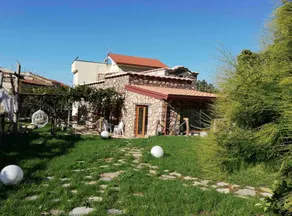 Cottage in the meadow near Sorrento - Image 5