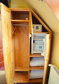 Venesis House - Image 5
