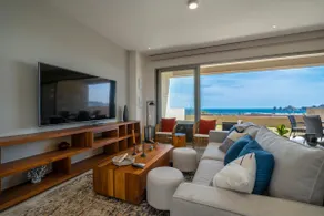 Amazing Arch and Ocean View Condo w/Private Garden - Image 4