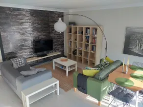 Spacious Condo in Suburb - Image 2