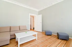 Magnificent turn of century flat (legal) - Image 5