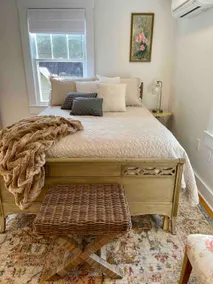 Tiny House Prophet’s Chamber- in Montreat - Image 3