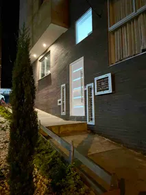 Two Bedroom Mountain View Apartment - Image 3