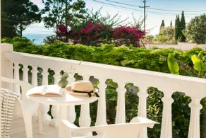 Sunset Beach Apartment - Image 5