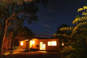 Yellow Cottage - bush and beach - Image 2