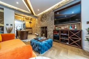 Spectacular Studio hideaway in City Centre - Image 2