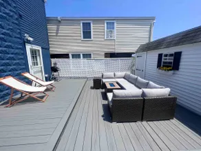 Cozy Coastal Cove - Image 4
