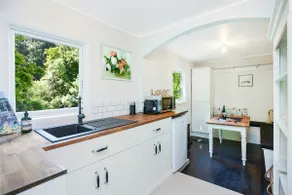 Hydeaway House - Image 4
