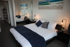 King Bed, EV Charging, spectacular view, WiFi - Image 3
